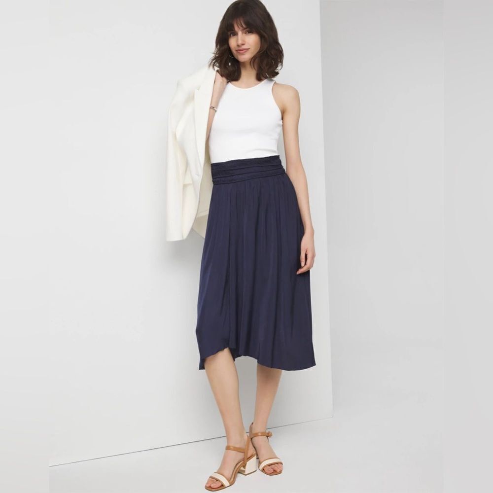 White House black market Smocked Midi Skirt Navy Blue